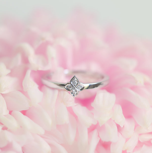 Rai Petal Ring Diamonds